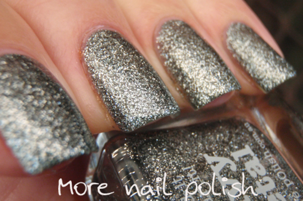 Nail polish swatch / manicure of shade piCture pOlish Heavy Metal