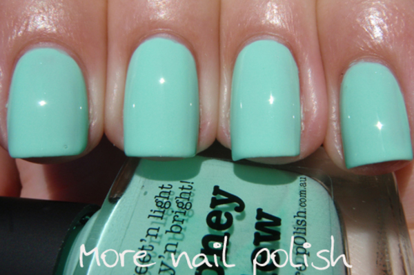 Nail polish swatch / manicure of shade piCture pOlish Honeydew