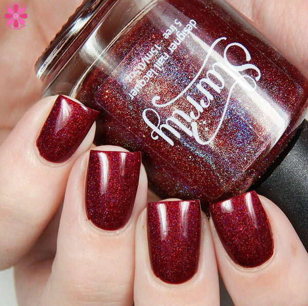 Nail polish swatch / manicure of shade Starrily Miss Scarlett in the Ballroom
