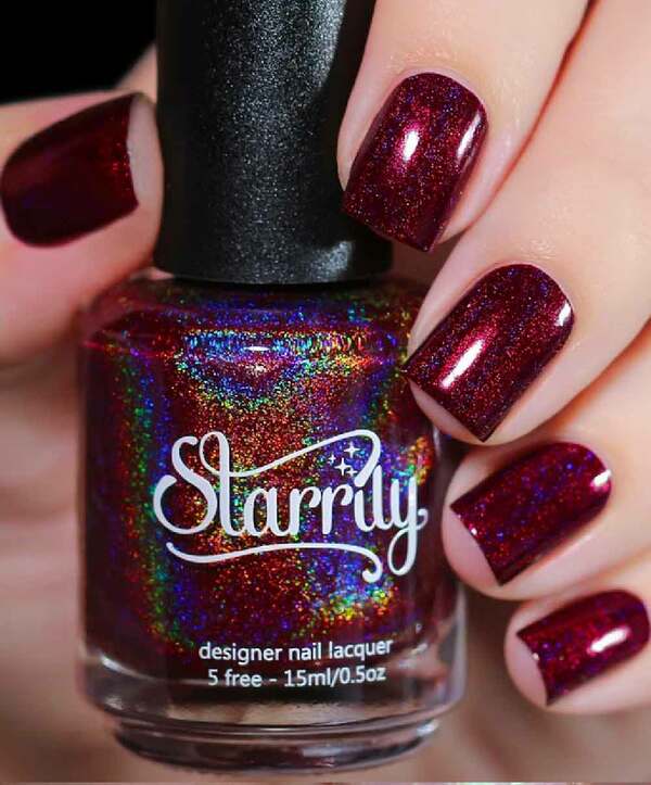 Nail polish swatch / manicure of shade Starrily Dopamine