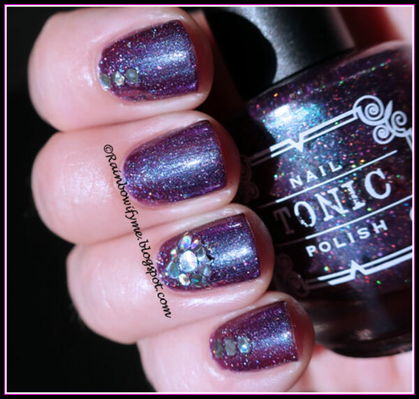 Nail polish swatch / manicure of shade Tonic Polish Amends