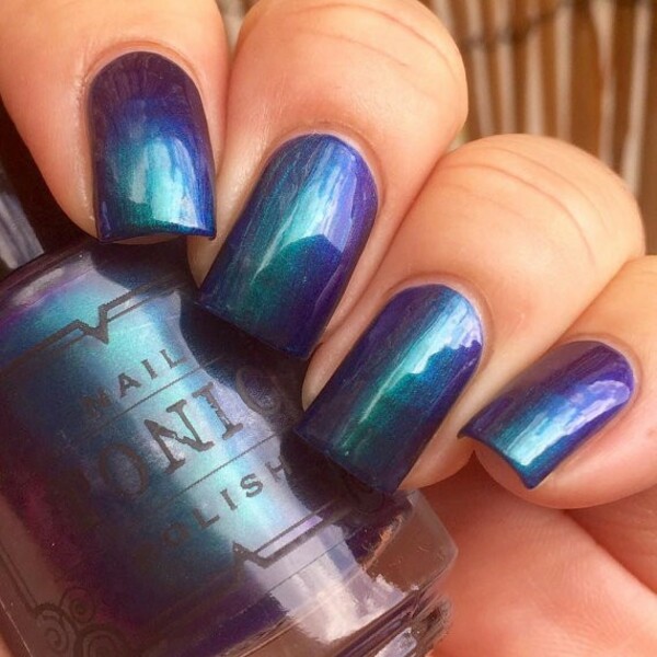 Nail polish swatch / manicure of shade Tonic Polish Dragons at Dusk