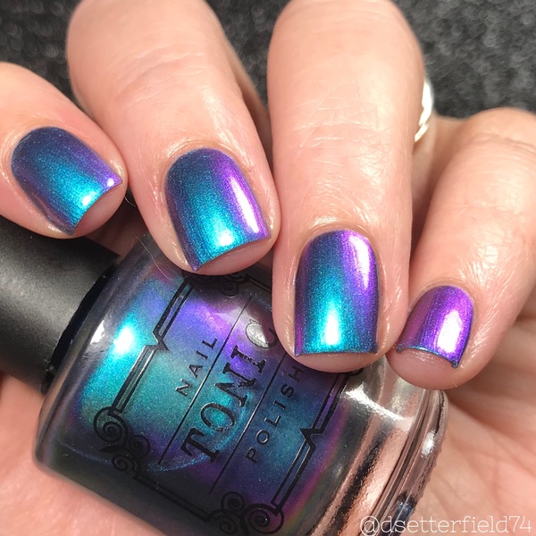 Nail polish swatch / manicure of shade Tonic Polish Spectre