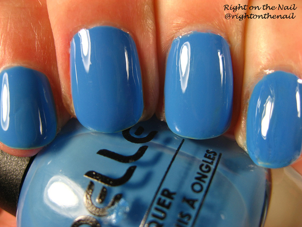 Nail polish swatch / manicure of shade Probelle Into the Blue