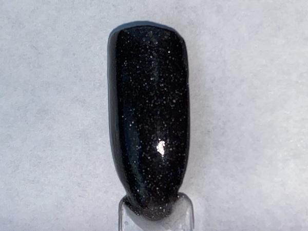 Nail polish swatch / manicure of shade Igel Witching Hour