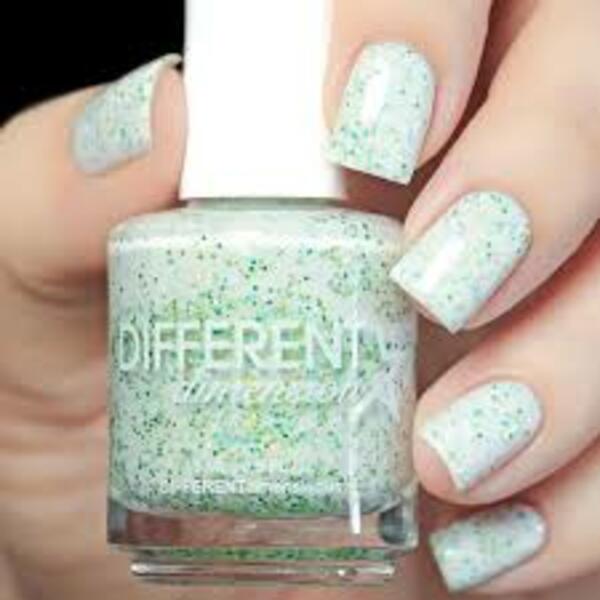 Nail polish swatch / manicure of shade Different Dimension Keep Calm and Leprechaun