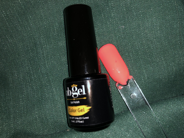 Nail polish swatch / manicure of shade abGel A181