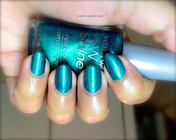 Nail polish swatch / manicure of shade wet n wild Caribbean Frost