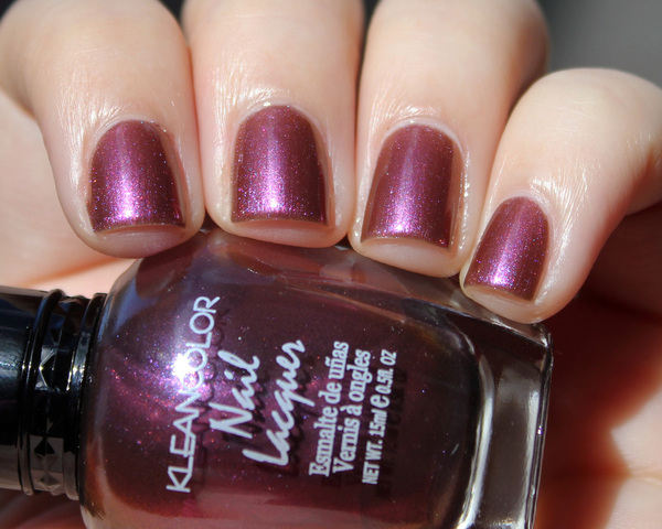 Nail polish swatch / manicure of shade Kleancolor Vampy-Girly
