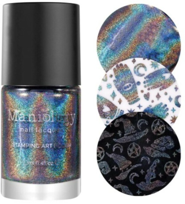 Nail polish swatch / manicure of shade Maniology Black Magick