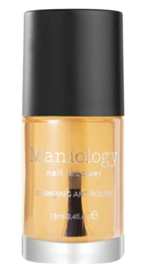 Nail polish swatch / manicure of shade Maniology Sticky Base Coat