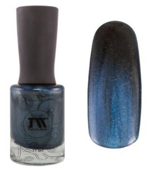 Nail polish swatch / manicure of shade Masura Indian Night (Magnetic)