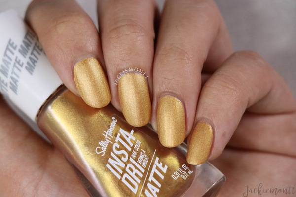 Nail polish swatch / manicure of shade Sally Hansen Gold Rush