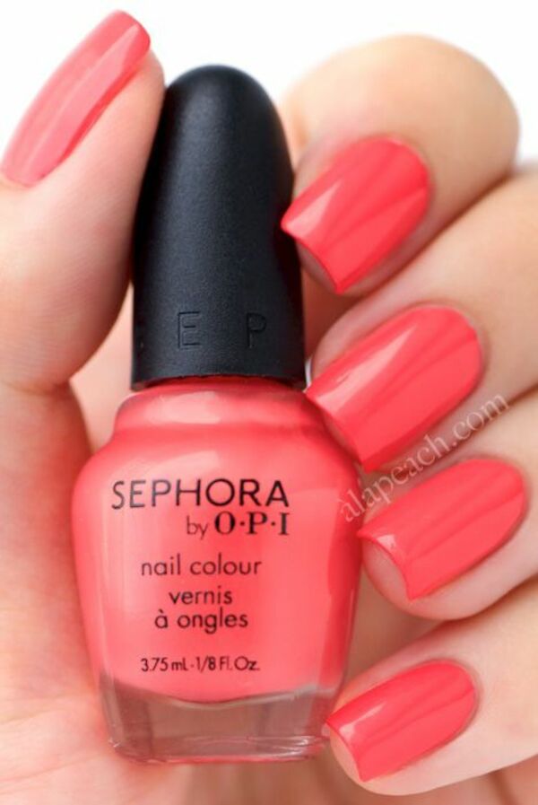Nail polish swatch / manicure of shade Sephora by OPI I’m Wired