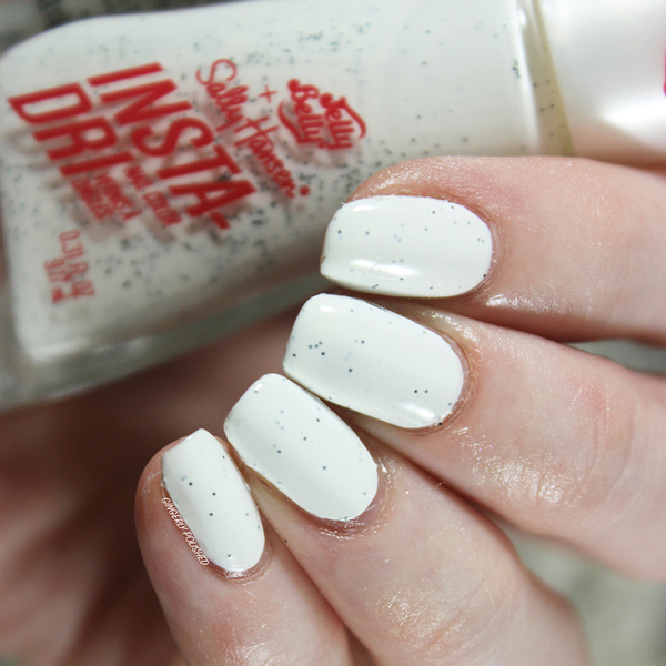 Nail polish swatch / manicure of shade Sally Hansen French Vanilla