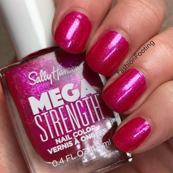 Nail polish swatch / manicure of shade Sally Hansen Make Herstory