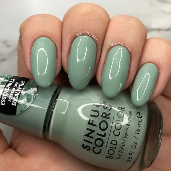 Nail polish swatch / manicure of shade Sinful Colors Eucalyptahhh