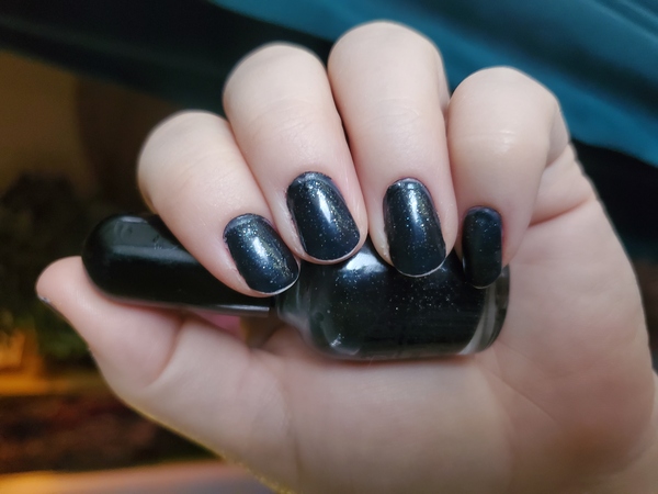 Nail polish swatch / manicure of shade Jane Up All Night