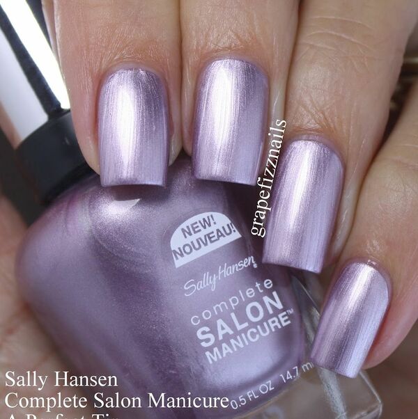 Nail polish swatch / manicure of shade Sally Hansen A Perfect Tin