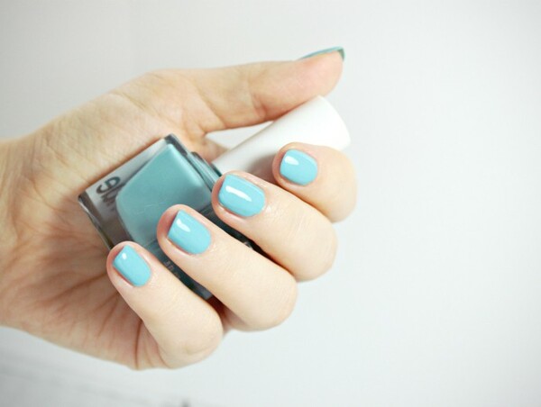 Nail polish swatch / manicure of shade SquareHue Waterland District