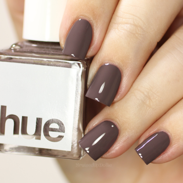 Nail polish swatch / manicure of shade SquareHue Santa Maria del Giglio