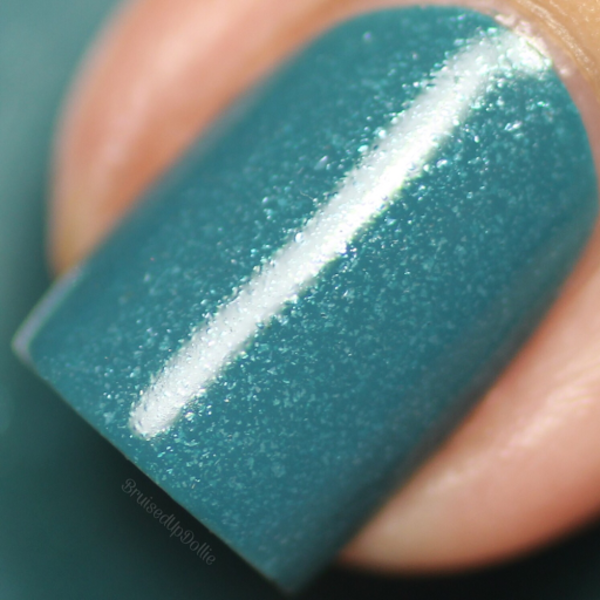 Nail polish swatch / manicure of shade SquareHue Canal Grande