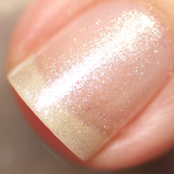 Nail polish swatch / manicure of shade SquareHue Frosty