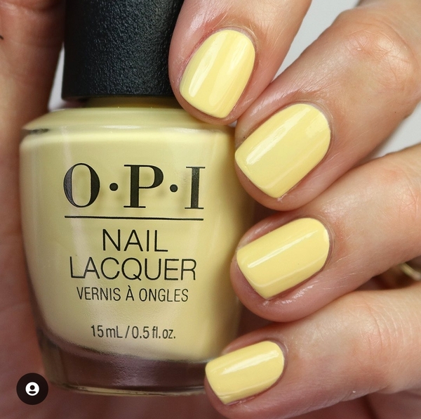 Nail polish swatch / manicure of shade OPI Bee-hind the Scenes