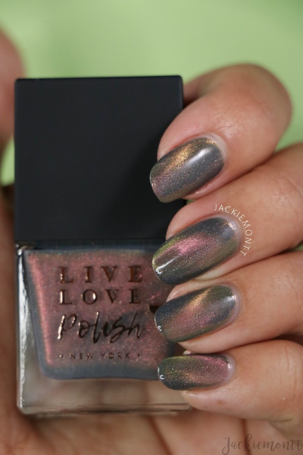 Nail polish swatch / manicure of shade Live Love Polish Stellar Holo