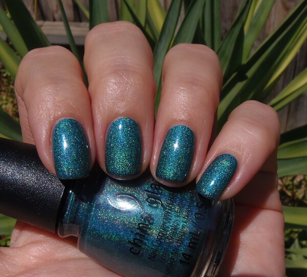 Nail polish swatch / manicure of shade China Glaze She's So Extra Terrestrial