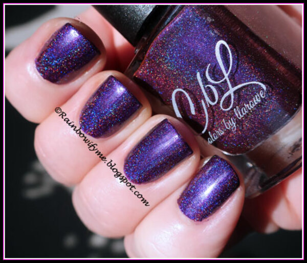Nail polish swatch / manicure of shade Colors by Llarowe Under the Sea