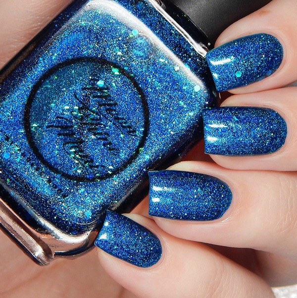 Nail polish swatch / manicure of shade Moonshine Mani Department of Mysteries