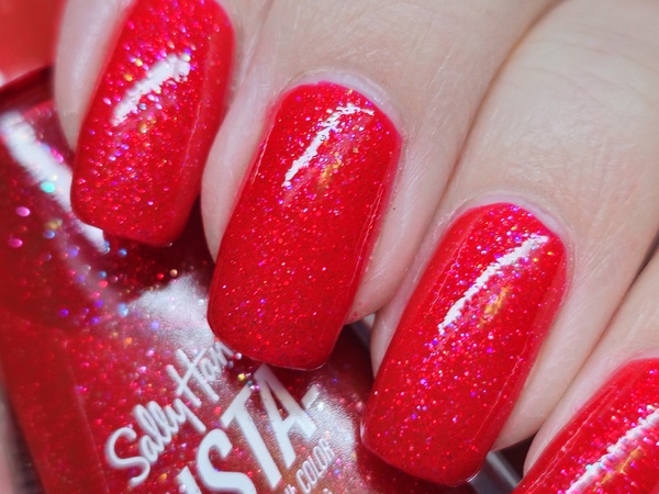 Nail polish swatch / manicure of shade Sally Hansen Santa's Sleigh