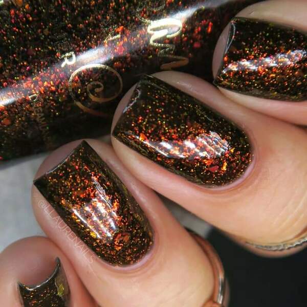 Nail polish swatch / manicure of shade Dreamland Lacquer Spirit of Samhain