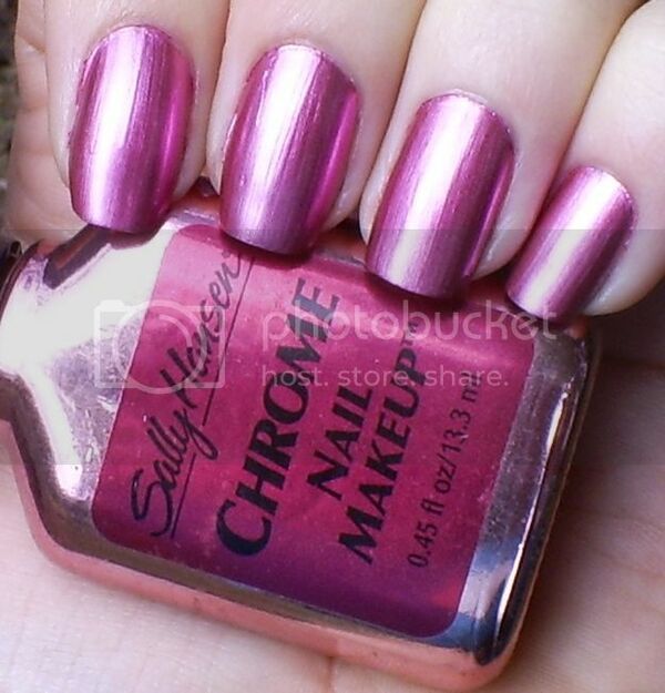 Nail polish swatch / manicure of shade Sally Hansen Pink Jade Chrome