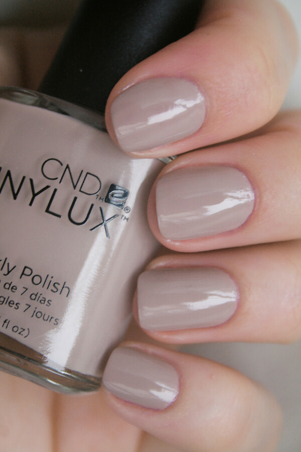 Nail polish swatch / manicure of shade CND Field Fox