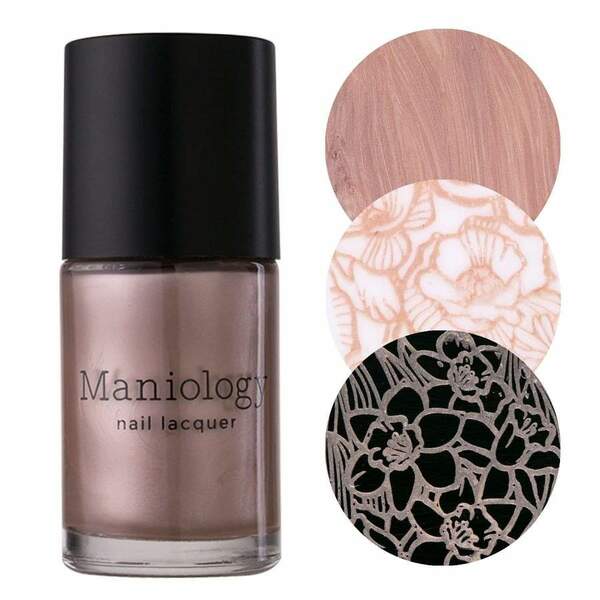 Nail polish swatch / manicure of shade Maniology Snowdrift