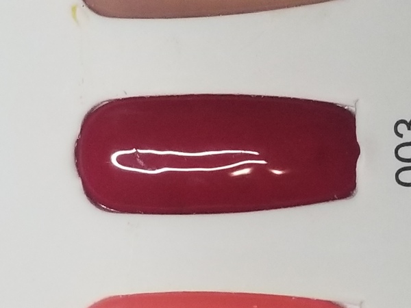 Nail polish swatch / manicure of shade Valentino 004