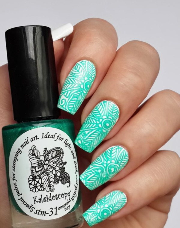 Nail polish swatch / manicure of shade Kaleidoscope Emerald Bay