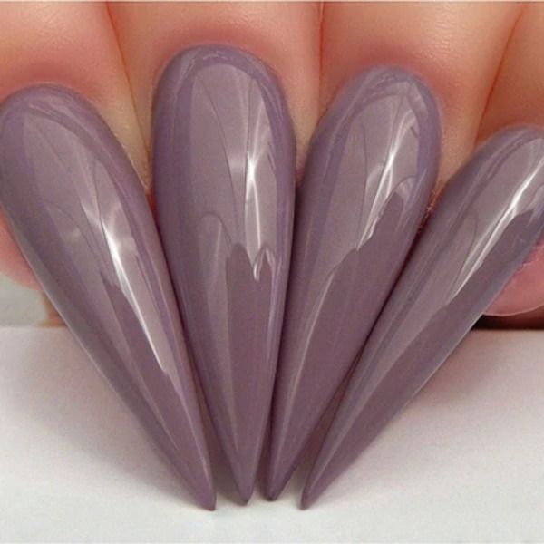 Nail polish swatch / manicure of shade Kiara Sky Warm Lavender