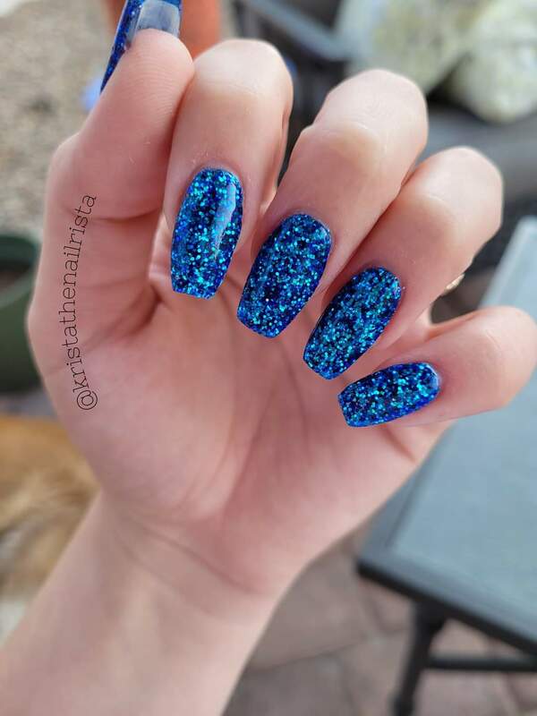 Nail polish swatch / manicure of shade Sparkle and Co. Under the Sea