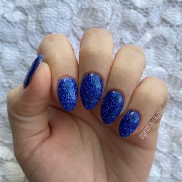 Nail polish swatch / manicure of shade Sparkle and Co. Heart of the Ocean