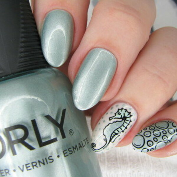 Nail polish swatch / manicure of shade Orly Electric Jungle