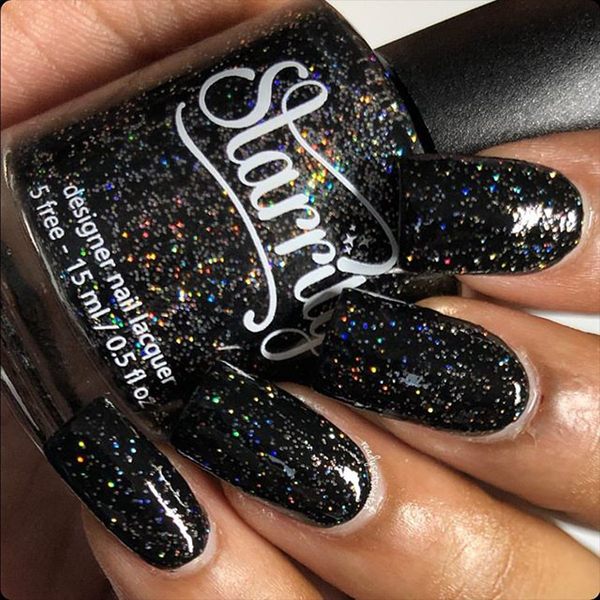 Nail polish swatch / manicure of shade Starrily Neutrino