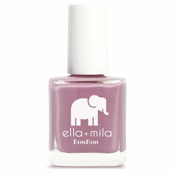 Nail polish swatch / manicure of shade Ella and Mila Dulce Amor