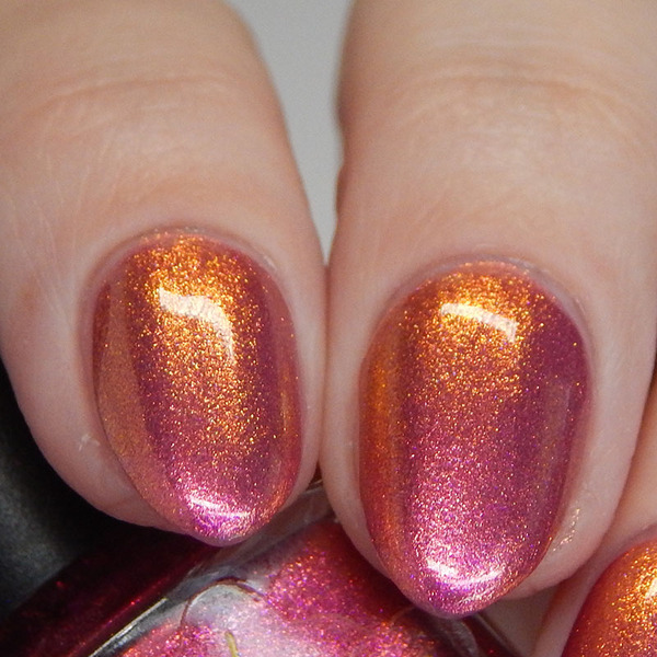 Nail polish swatch / manicure of shade Starbeam Pink Moons