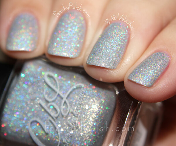 Nail polish swatch / manicure of shade Colors by Llarowe Fairy Dust