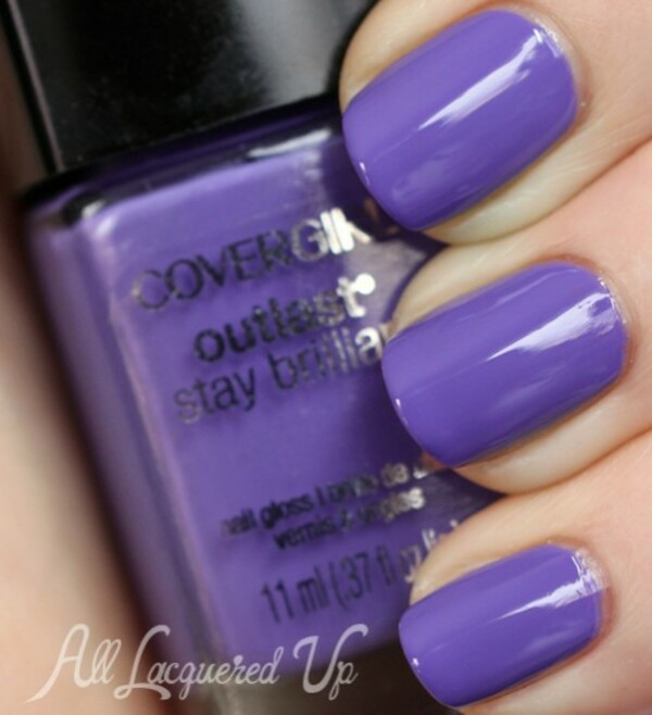 Nail polish swatch / manicure of shade CoverGirl Vio-Last
