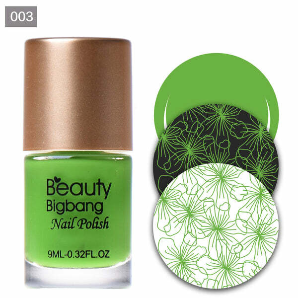 Nail polish swatch / manicure of shade BeautyBigBang Green