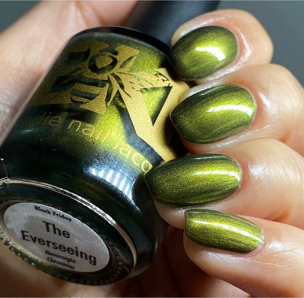 Nail polish swatch / manicure of shade Bee's Knees Lacquer The Everseeing
